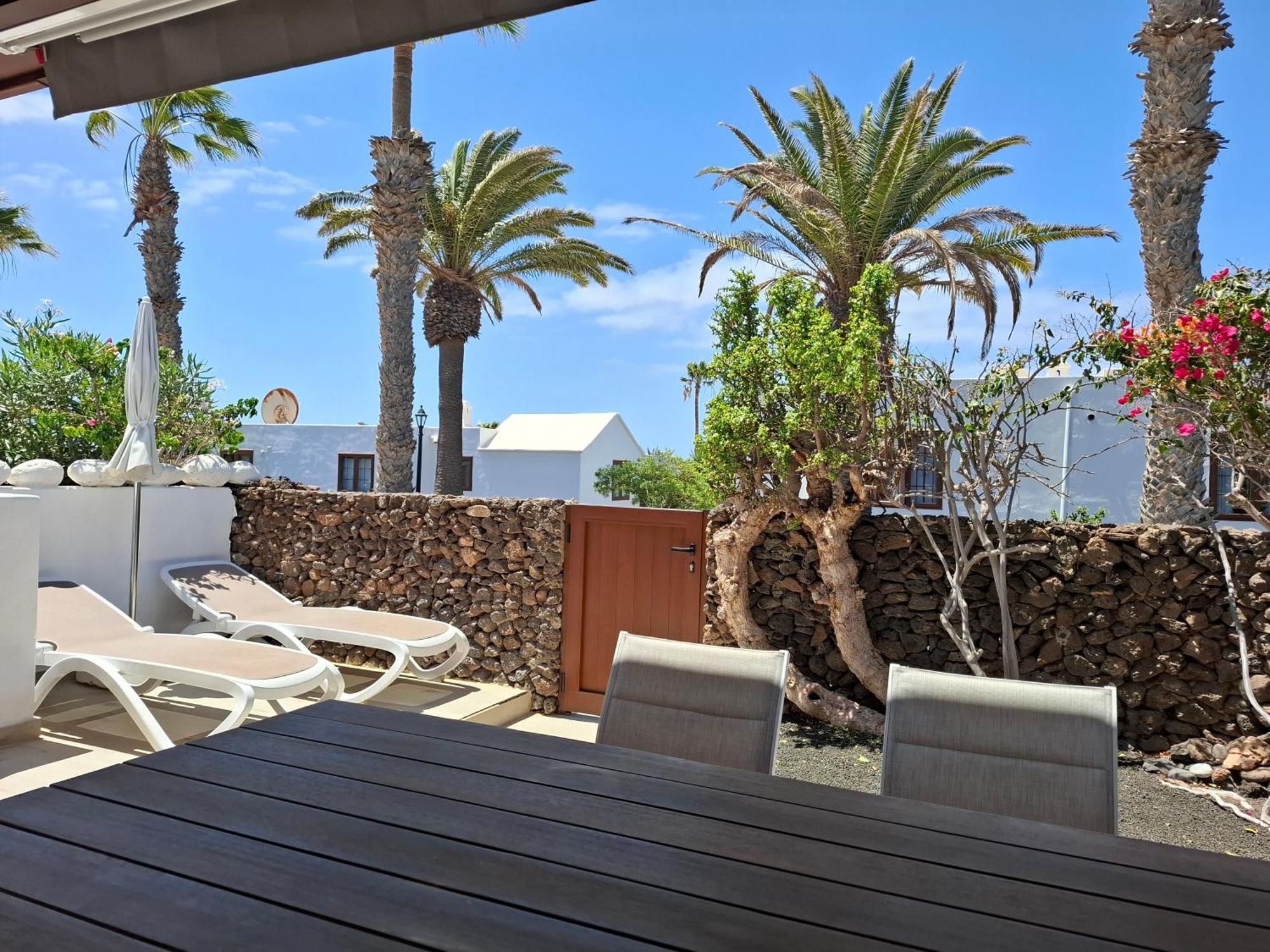 Casa Brugge Villa Playa Blanca  Exterior photo