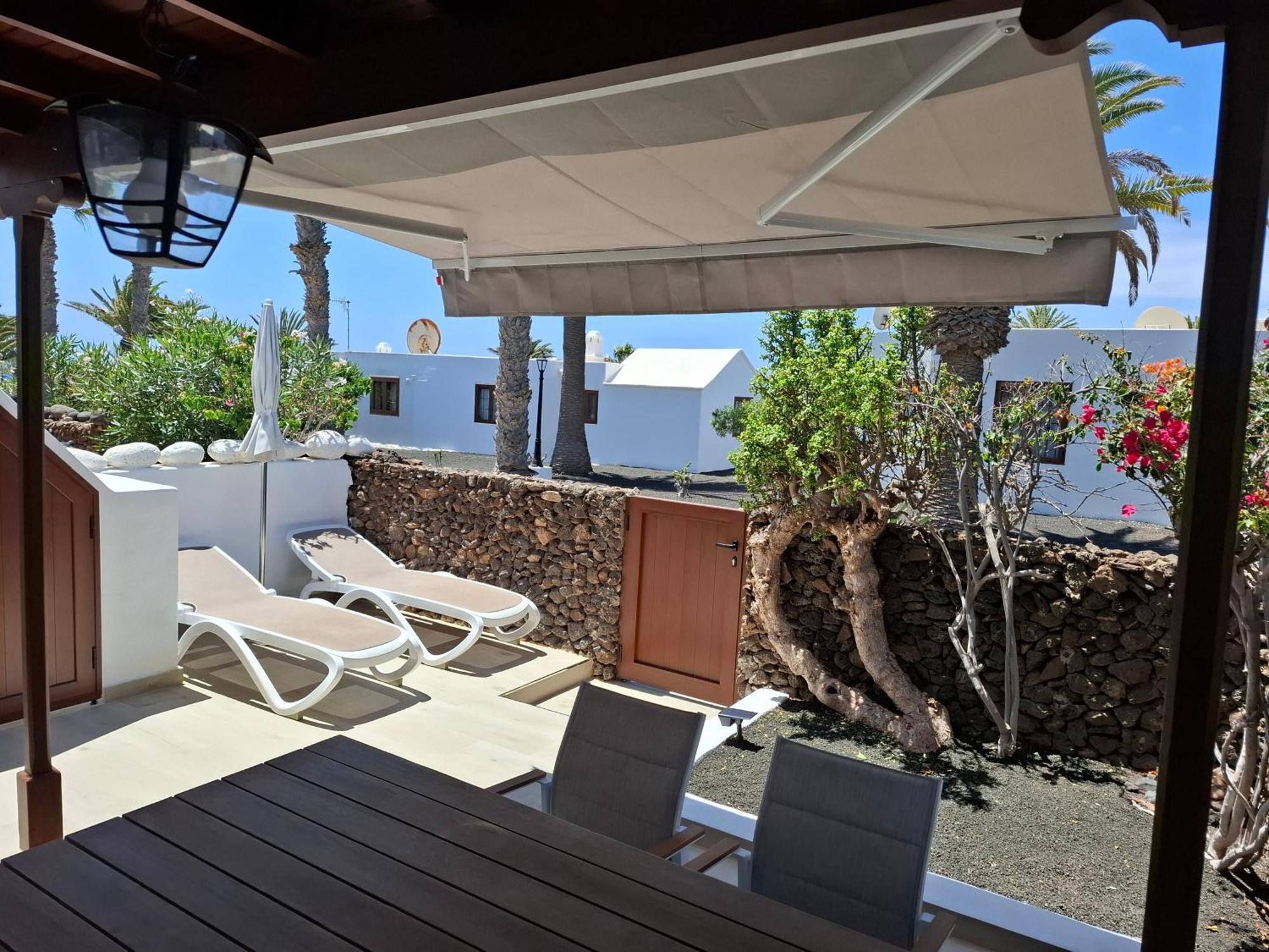 Casa Brugge Villa Playa Blanca  Exterior photo